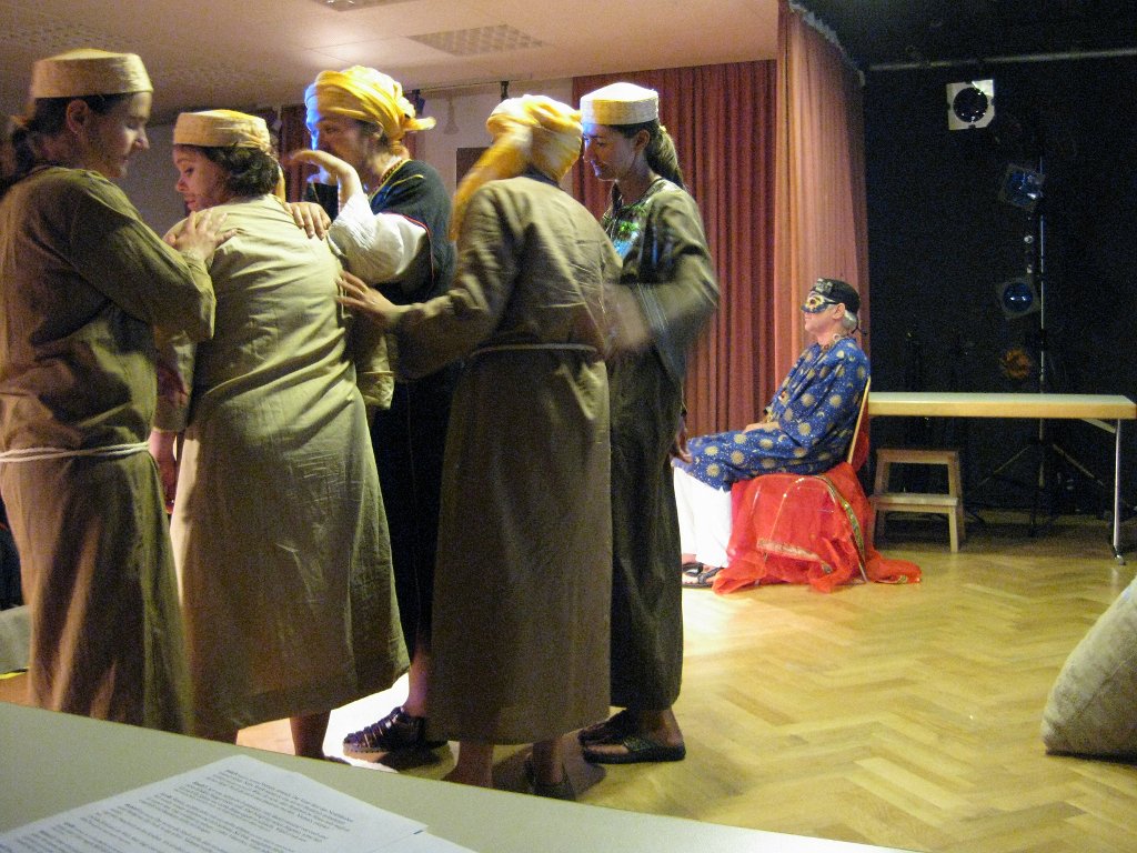 2010_05_Theater-Josef-OeKiTg_img_2468.jpg