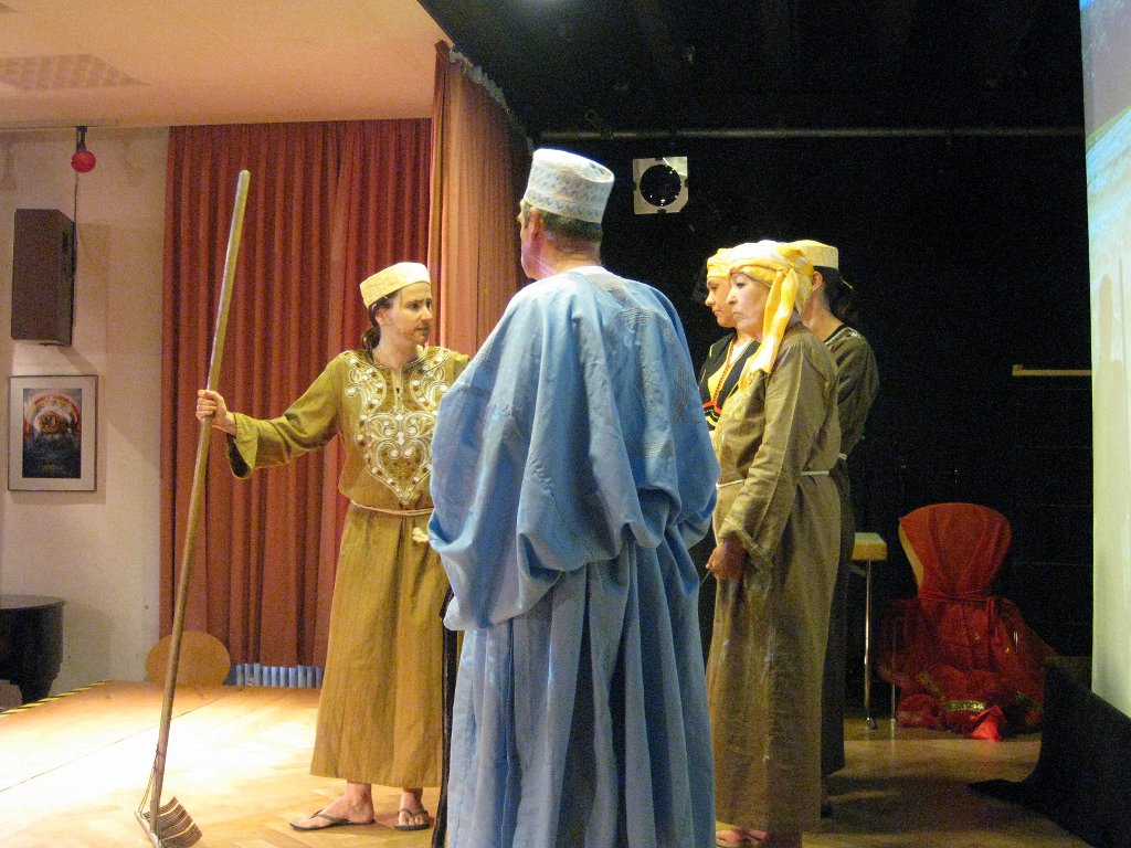 2010_05_Theater-Josef-OeKiTg_img_2389.jpg